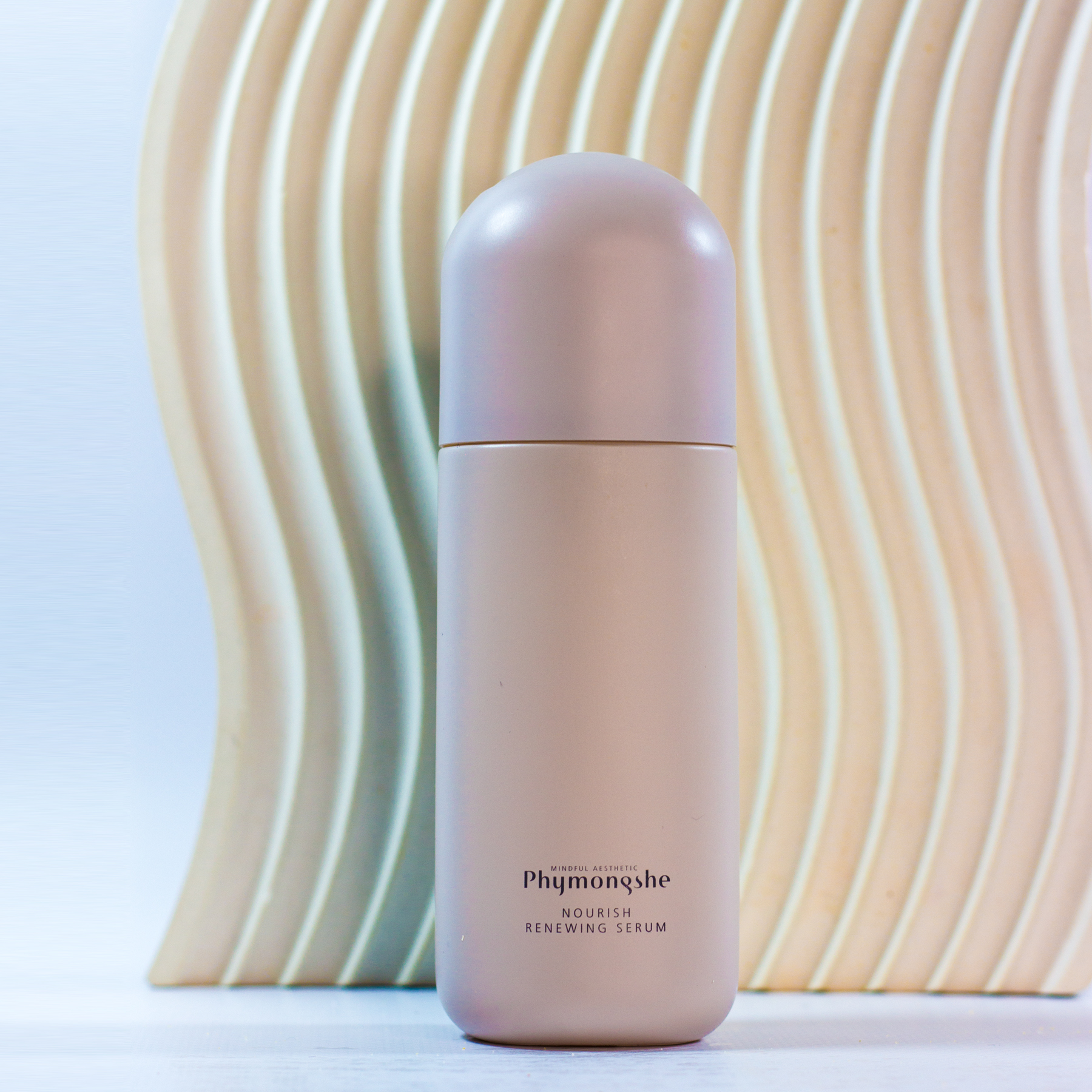 Обновляющая сыворотка PHYMONGSHE Nourish Renewing Serum 70 ml